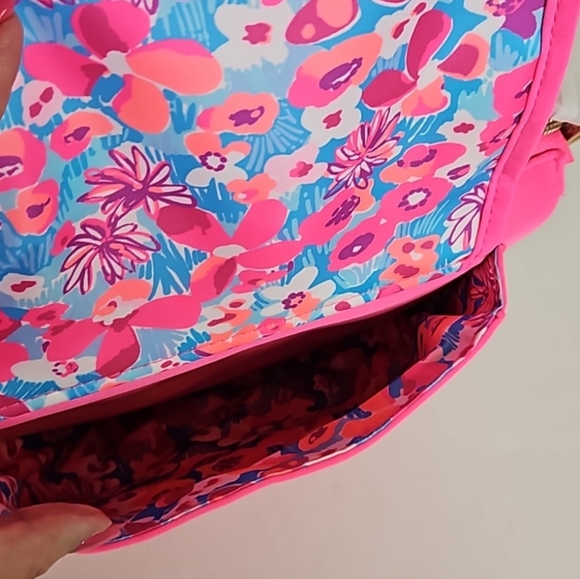 Lilly Pulitzer Giavanna Neoprene Crossbody Aura Pink NEW - Picture 5 of 12